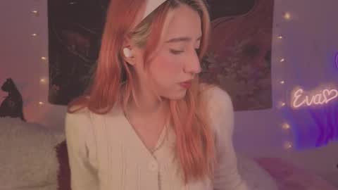 Snapshot of cinderella_lewis chatting on 1, 3, 2026 Sofi Eva and Mey online show from 1, 3, 2026