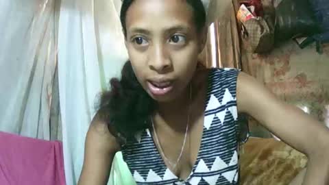 Snapshot of cindyx69q chatting on 19, 11, 2025 cindyx69q online show from 19, 11, 2025