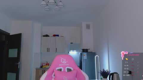 Maddy online show from 15, 4, 2026