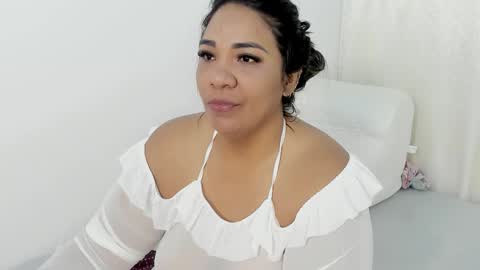 Snapshot of cinnamon_skin01 chatting on 28, 2, 2026 Nailha online show from 28, 2, 2026