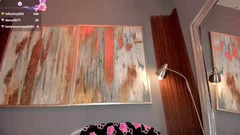 Snapshot of cinnia_ chatting on 31, 10, 2025 Cintia online show from 31, 10, 2025