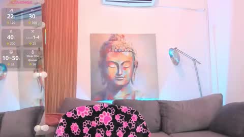 Snapshot of cinnia_ chatting on 10, 11, 2025 Cintia online show from 10, 11, 2025