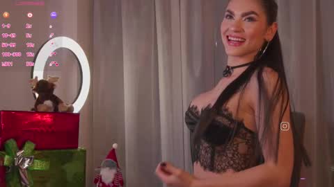 Cinthia online show from 3, 12, 2025