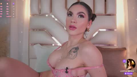 Cinthia online show from 10, 2, 2026