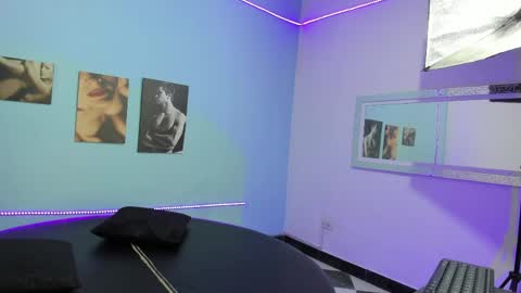 Snapshot of cinthya_dan chatting on 18, 4, 2026 Cinthya online show from 18, 4, 2026