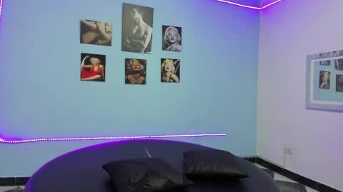 Snapshot of cinthya_dan chatting on 12, 5, 2026 Cinthya online show from 12, 5, 2026