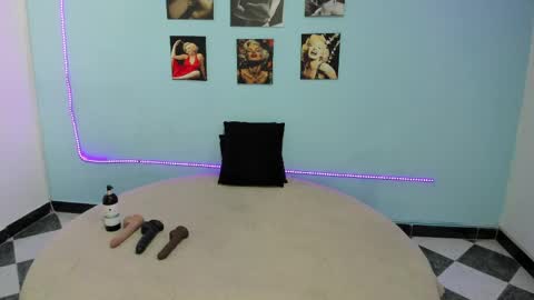 Snapshot of cinthya_dan chatting on 15, 5, 2026 Cinthya online show from 15, 5, 2026