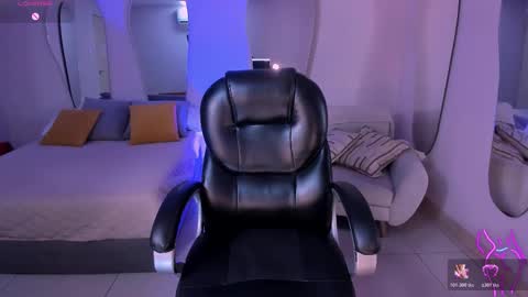 Claire Dawson online show from 7, 3, 2026