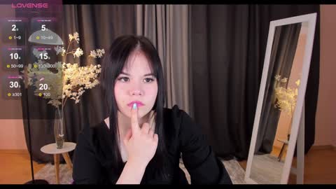 Claire Faers online show from 2, 12, 2024