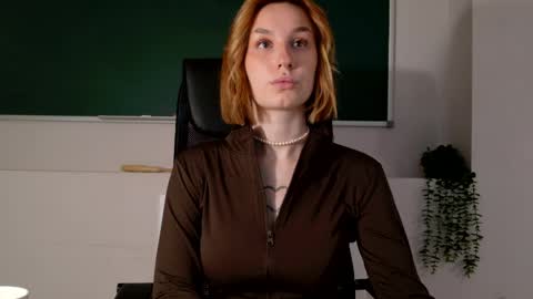 Snapshot of clairemathis chatting on 10, 5, 2026 Claire online show from 10, 5, 2026