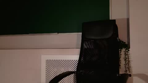Claire online show from 23, 7, 2026