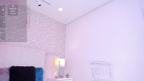 Claire Miller online show from 5, 12, 2025