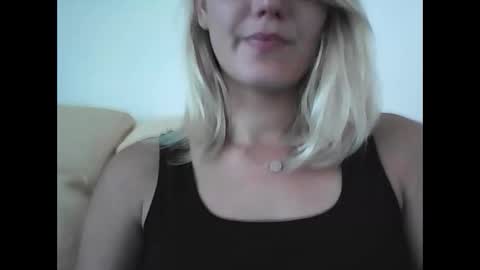 Snapshot of clairesqrt chatting on 3, 6, 2026 clairesqrt online show from 3, 6, 2026