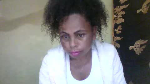Snapshot of clairette9794 chatting on 29, 5, 2026 clairette9794 online show from 29, 5, 2026
