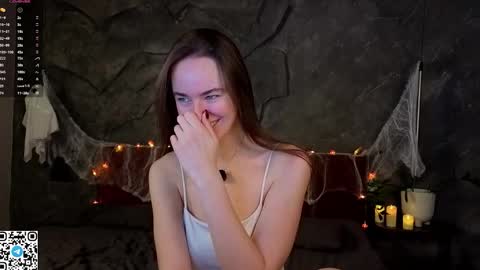 Snapshot of clairwittenmyer chatting on 28, 10, 2025 Im Amy online show from 28, 10, 2025