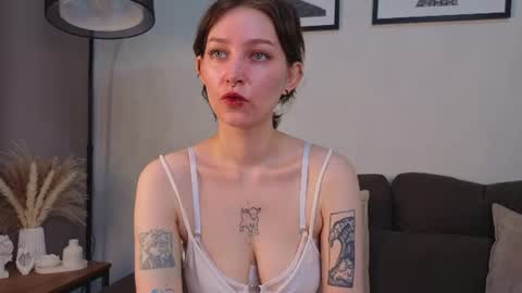 Im Amy online show from 10, 7, 2026