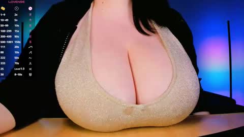 Clara  online show from 6, 3, 2025