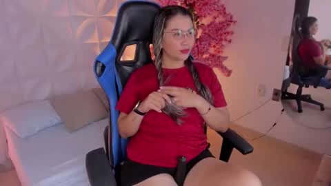 Clara online show from 28, 2, 2026