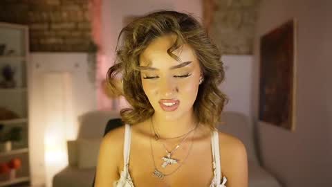 Clara smile online show from 12, 3, 2025