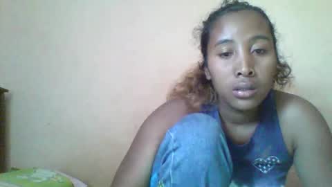 Clarah0123 online show from 15, 10, 2025