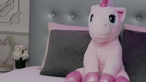 ClaraHazel online show from 8, 12, 2024