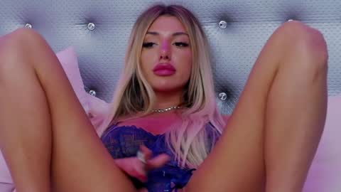 ClaraHazel online show from 15, 1, 2025