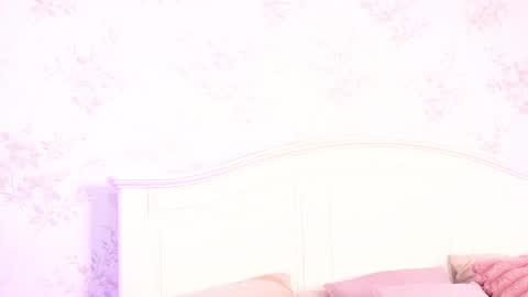 ClaraHazel online show from 19, 11, 2025