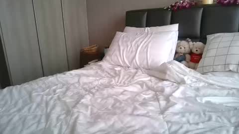 claralafontaine online show from 23, 2, 2026