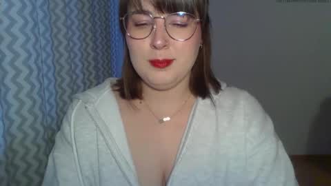 Snapshot of claralovely chatting on 22, 4, 2026 Clara online show from 22, 4, 2026