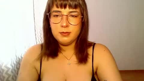 Snapshot of claralovely chatting on 8, 8, 2026 Clara online show from 8, 8, 2026