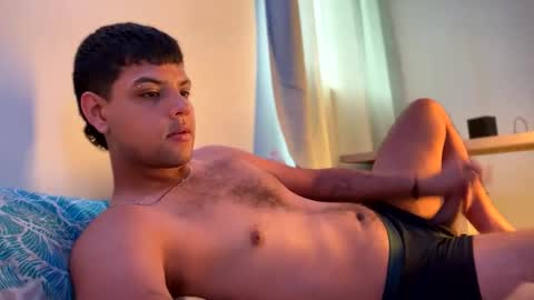 Snapshot of clarentz_baileys chatting on 3, 12, 2025 Clarentz bby online show from 3, 12, 2025