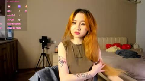 Yumi online show from 15, 12, 2025