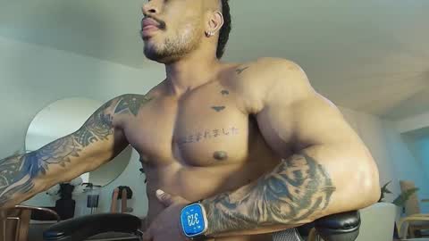 Snapshot of clark_strong chatting on 25, 9, 2025 clark_strong online show from 25, 9, 2025