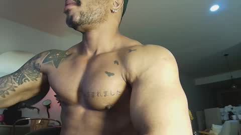 Snapshot of clark_strong chatting on 14, 10, 2025 clark_strong online show from 14, 10, 2025