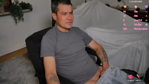 Snapshot of clark_washington21 chatting on 18, 12, 2024 Clark online show from 18, 12, 2024