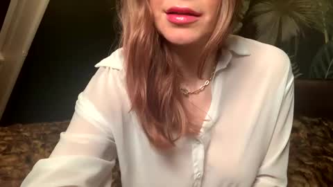 Snapshot of classycatslut chatting on 4, 1, 2025 classycatslut online show from 4, 1, 2025