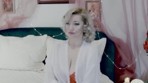 Snapshot of classytinna chatting on 22, 12, 2025 Classy Tinna online show from 22, 12, 2025