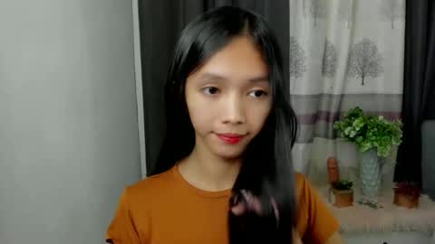 Snapshot of claxy_kimslut chatting on 15, 10, 2025 KIM online show from 15, 10, 2025