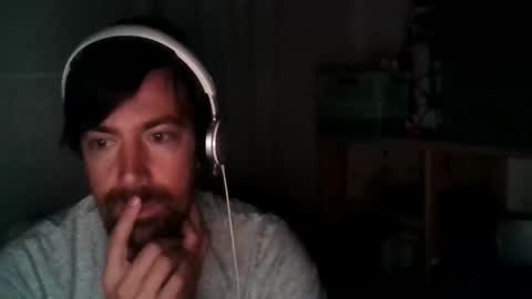 Snapshot of cleanwave chatting on 13, 10, 2025 cleanwave online show from 13, 10, 2025