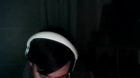 Snapshot of cleanwave chatting on 5, 11, 2025 cleanwave online show from 5, 11, 2025