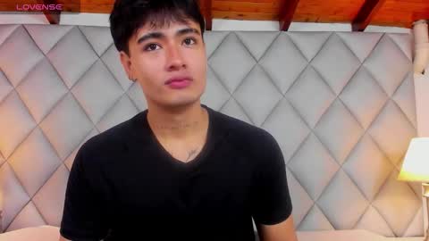 Snapshot of clement_reyes chatting on 27, 11, 2025 clement_reyes online show from 27, 11, 2025