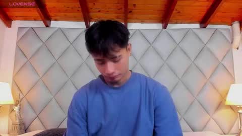 Snapshot of clement_reyes chatting on 4, 12, 2025 clement_reyes online show from 4, 12, 2025