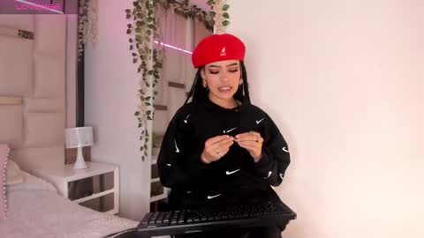 Snapshot of cleo__smith chatting on 9, 10, 2025 Cleo smith online show from 9, 10, 2025