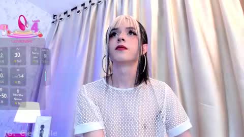 Snapshot of cleo_nilee chatting on 29, 11, 2025 cleo online show from 29, 11, 2025