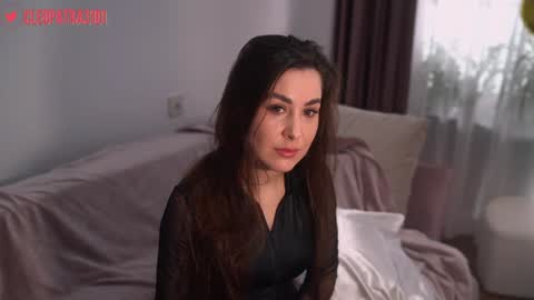 Cleopatra online show from 2, 2, 2025