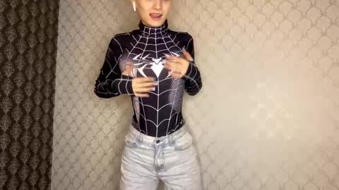 Cleo online show from 3, 2, 2026