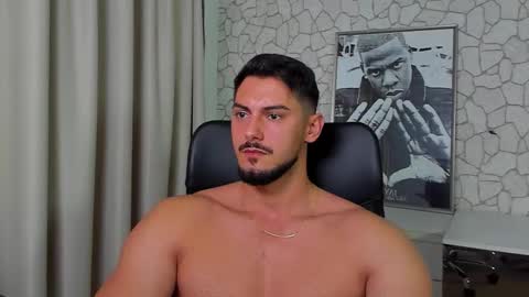 Snapshot of clintmasterss chatting on 25, 10, 2025 ClintMasterss online show from 25, 10, 2025