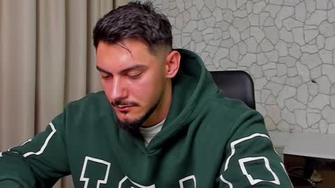 Snapshot of clintmasterss chatting on 6, 11, 2025 ClintMasterss online show from 6, 11, 2025