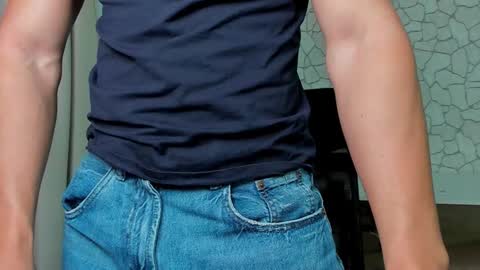 Snapshot of clintmasterss chatting on 14, 11, 2025 ClintMasterss online show from 14, 11, 2025