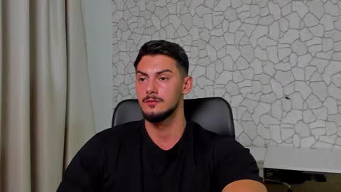 Snapshot of clintmasterss chatting on 17, 11, 2025 ClintMasterss online show from 17, 11, 2025